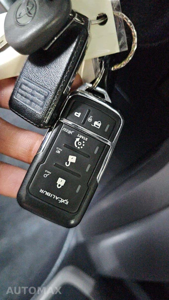2015 Toyota 4Runner SR5 – miniatura 24