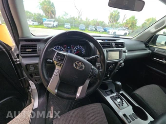 2015 Toyota 4Runner SR5 - miniatura 11