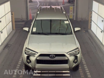 2015 Toyota 4Runner SR5 - miniatura 2