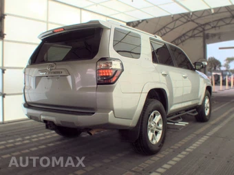 2015 Toyota 4Runner SR5 - miniatura 4