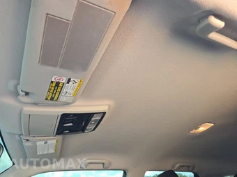 2015 Toyota 4Runner SR5 – miniatura 17