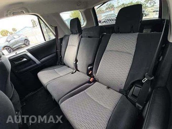 2015 Toyota 4Runner SR5 – miniatura 13