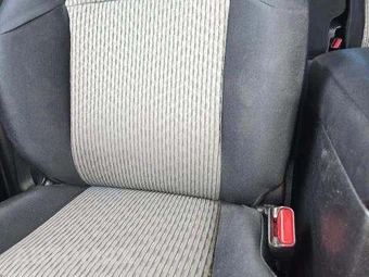 2015 Toyota 4Runner SR5 – miniatura 23