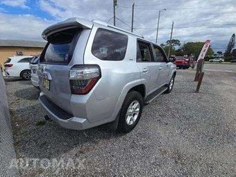 2015 Toyota 4Runner SR5 – miniatura 3