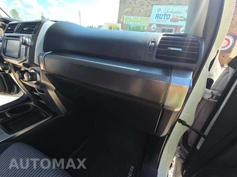 2015 Toyota 4Runner SR5 – miniatura 20