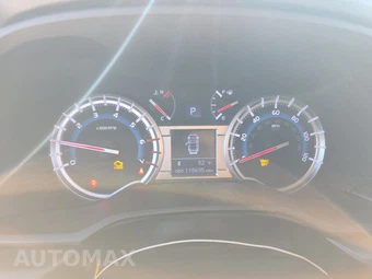 2015 Toyota 4Runner SR5 – miniatura 12
