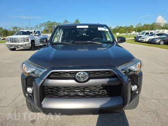 2015 Toyota 4Runner SR5 – miniatura 2