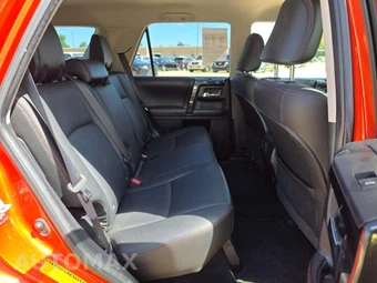 2015 Toyota 4Runner TRD Pro - miniatura 13