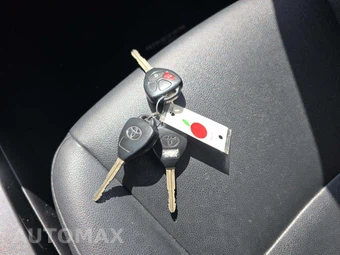 2015 Toyota 4Runner TRD Pro - miniatura 5