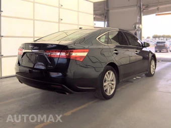 2015 Toyota Avalon XLE – miniatura 4