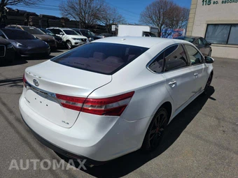 2015 Toyota Avalon XLE – miniatura 3