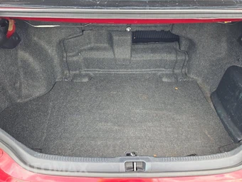 2015 Toyota Camry Hybrid LE - miniatura 16
