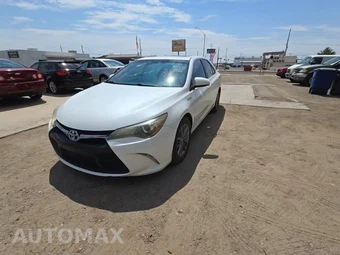 2015 Toyota Camry Hybrid SE