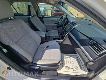 2015 Toyota Camry Hybrid SE - miniatura 15
