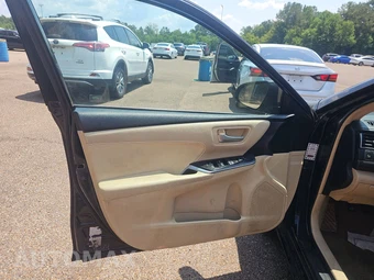 2015 Toyota Camry Hybrid XLE - miniatura 9
