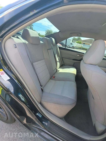 2015 Toyota Camry LE – miniatura 16