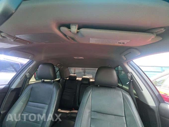 2015 Toyota Camry LE - miniatura 11