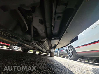 2015 Toyota Camry LE - miniatura 17