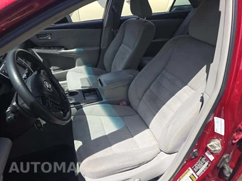 2015 Toyota Camry LE – miniatura 6