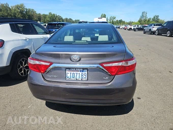 2015 Toyota Camry LE - miniatura 5