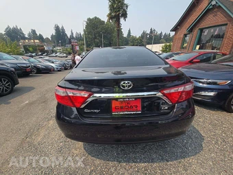 2015 Toyota Camry LE - miniatura 14
