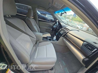 2015 Toyota Camry LE - miniatura 18