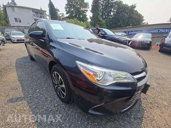 2015 Toyota Camry LE - miniatura 4
