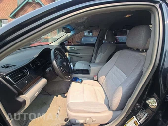 2015 Toyota Camry LE - miniatura 6