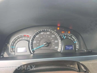 2015 Toyota Camry LE - miniatura 9