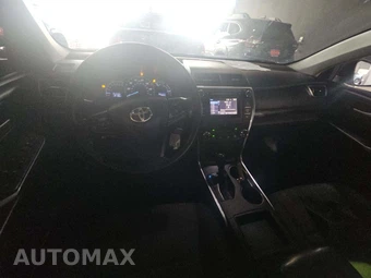 2015 Toyota Camry LE - miniatura 10