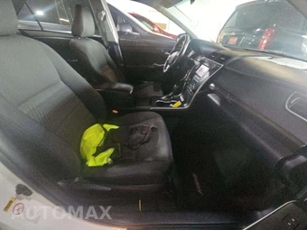 2015 Toyota Camry LE - miniatura 17