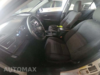 2015 Toyota Camry LE - miniatura 6
