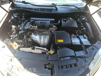 2015 Toyota Camry LE – miniatura 16