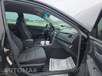 2015 Toyota Camry LE - miniatura 15