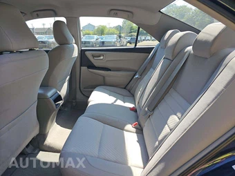 2015 Toyota Camry LE – miniatura 13