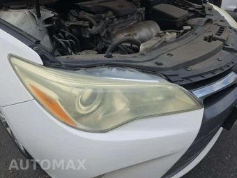 2015 Toyota Camry LE - miniatura 22