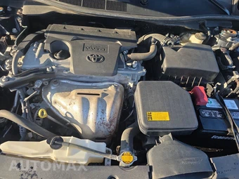 2015 Toyota Camry SE - miniatura 16