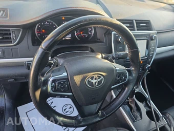 2015 Toyota Camry SE - miniatura 17