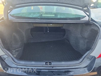 2015 Toyota Camry SE - miniatura 6