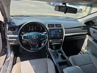 2015 Toyota Camry SE - miniatura 14
