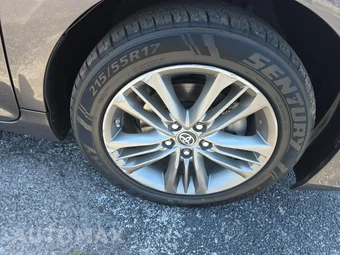 2015 Toyota Camry SE - miniatura 9