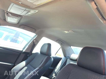 2015 Toyota Camry SE - miniatura 11
