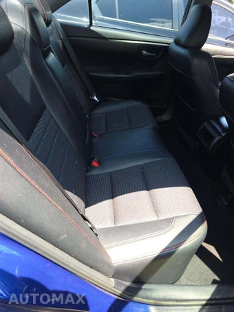 2015 Toyota Camry SE - miniatura 15