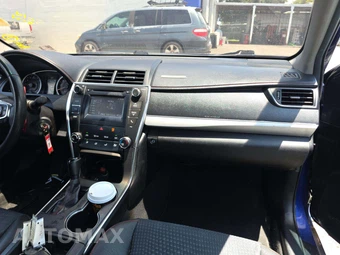 2015 Toyota Camry SE - miniatura 18