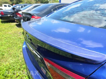 2015 Toyota Camry SE - miniatura 23