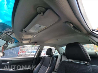 2015 Toyota Camry SE - miniatura 11