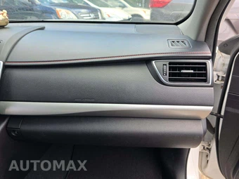 2015 Toyota Camry SE - miniatura 19