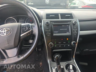 2015 Toyota Camry SE – miniatura 11