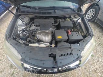 2015 Toyota Camry SE – miniatura 15