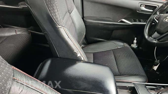 2015 Toyota Camry SE – miniatura 21